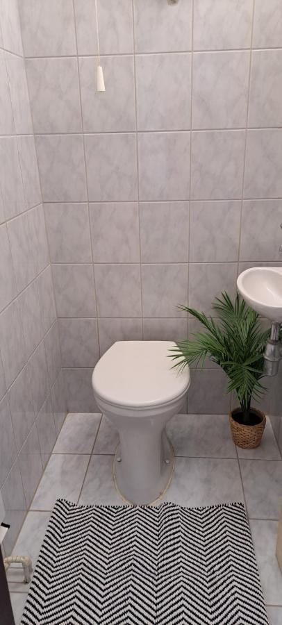 Babi Apartmanhaz 기에네스디아스 외부 사진